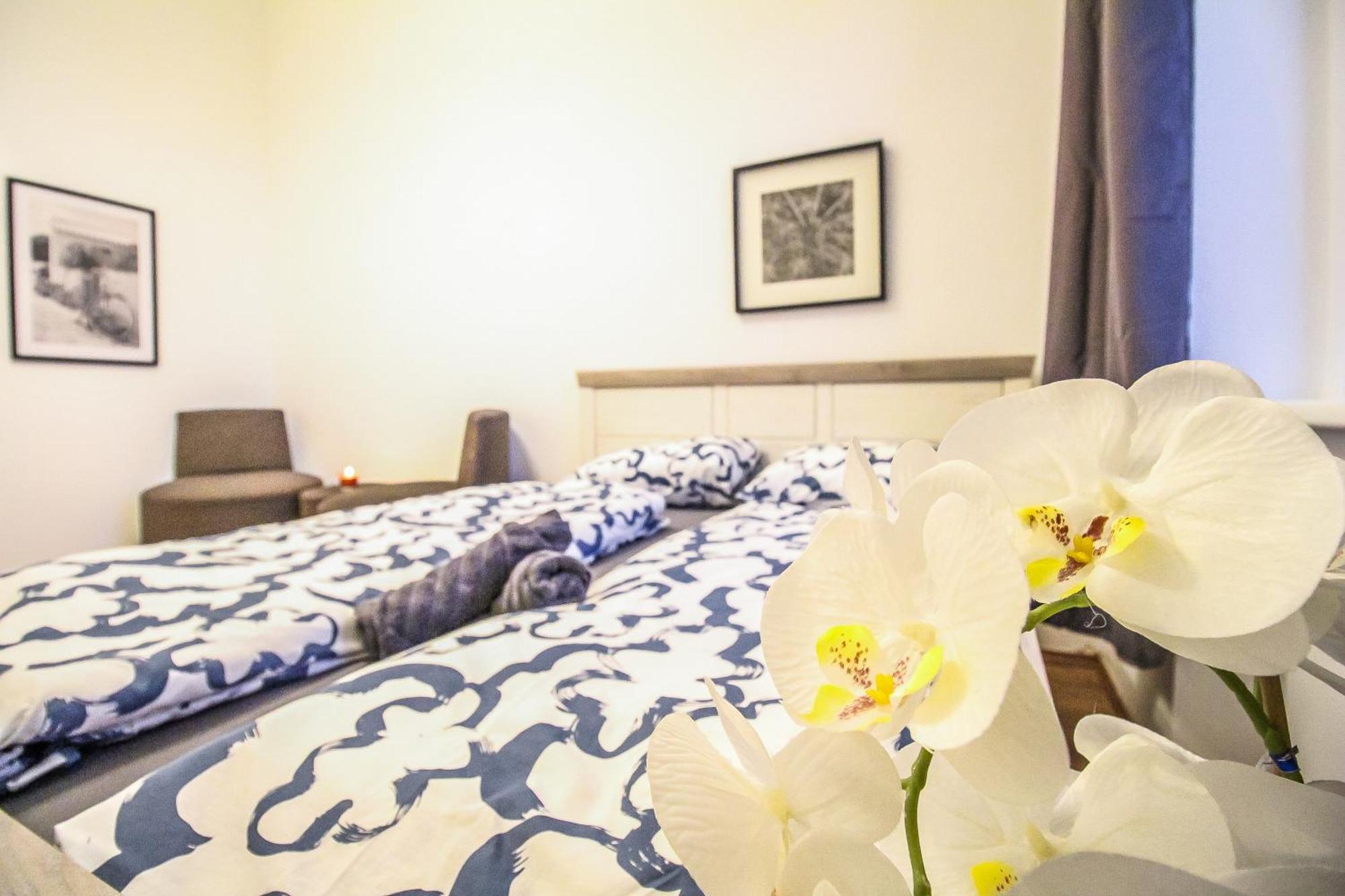 Disc Cozy Rooms In Liesing Виена Екстериор снимка