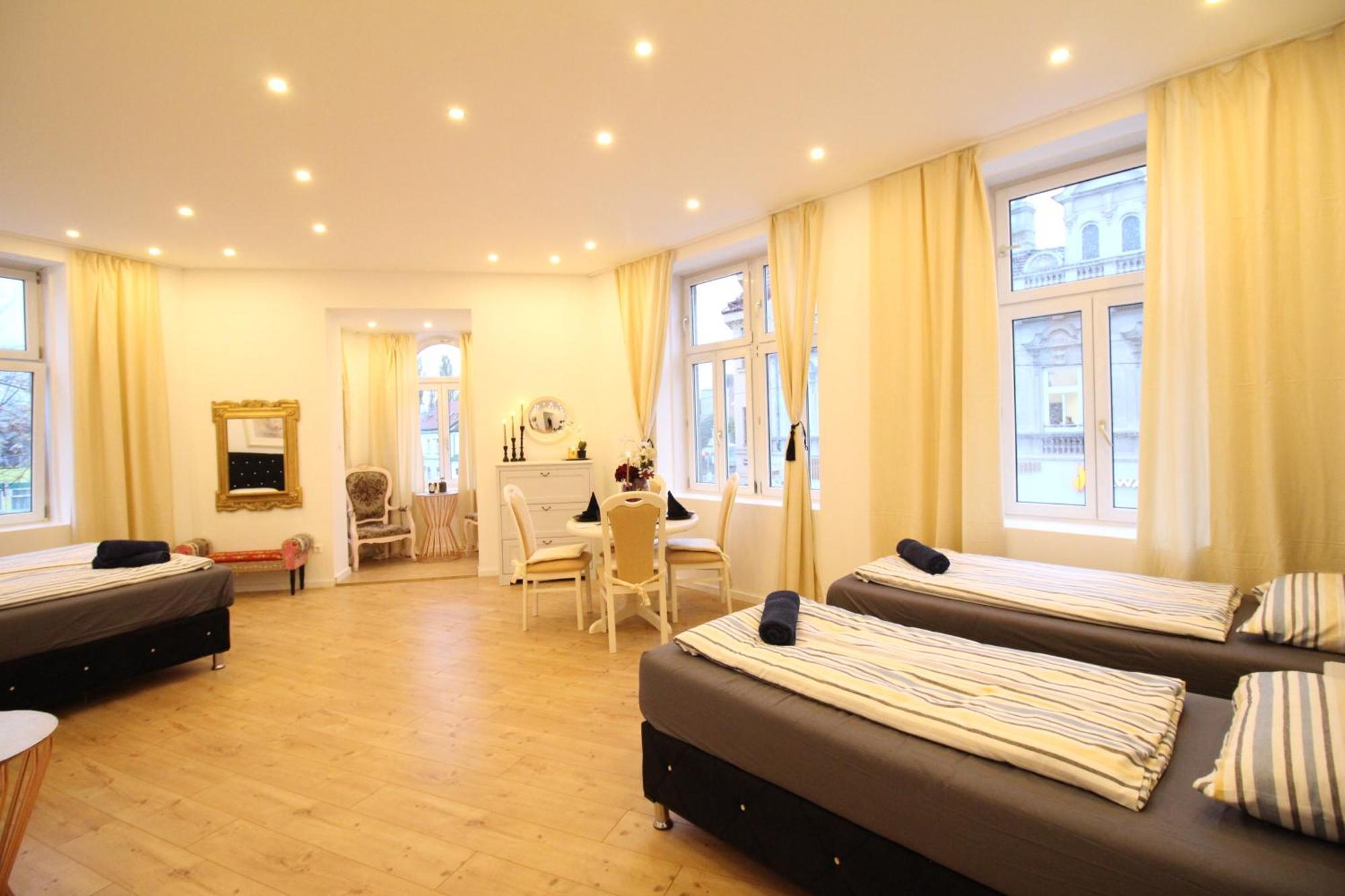 Disc Cozy Rooms In Liesing Виена Екстериор снимка